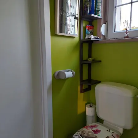 Privee Au Sein D'une A La Campagne Bed & Breakfast *